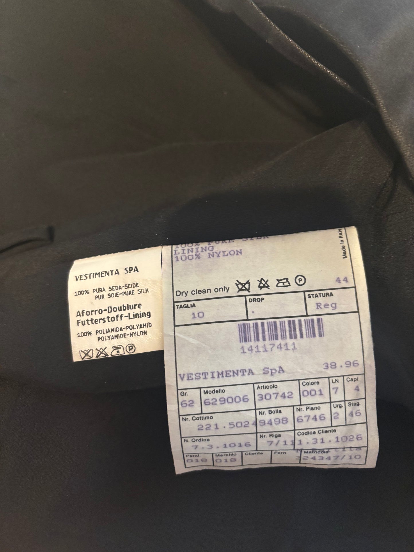 Giorgio Armani Fall/Winter 1996 Ivory and Black Silk Bodice-Style Top