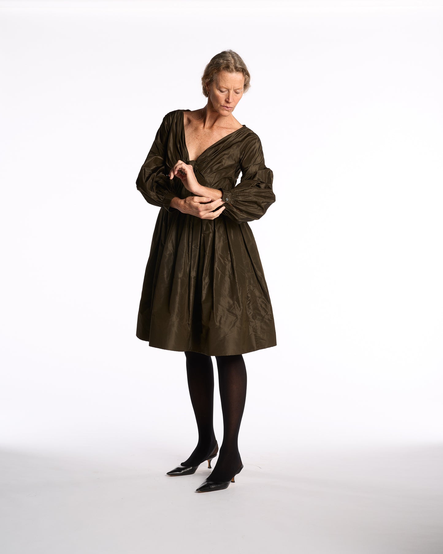 Oscar de la Renta 2000s Olive Silk Taffeta Dress