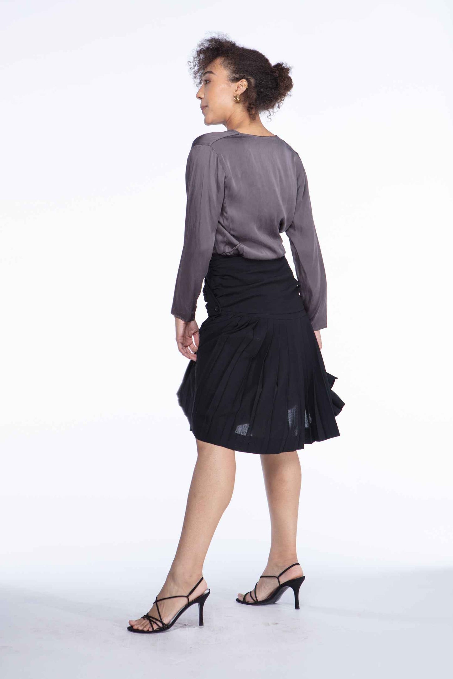 Escada black wool pleated skirt