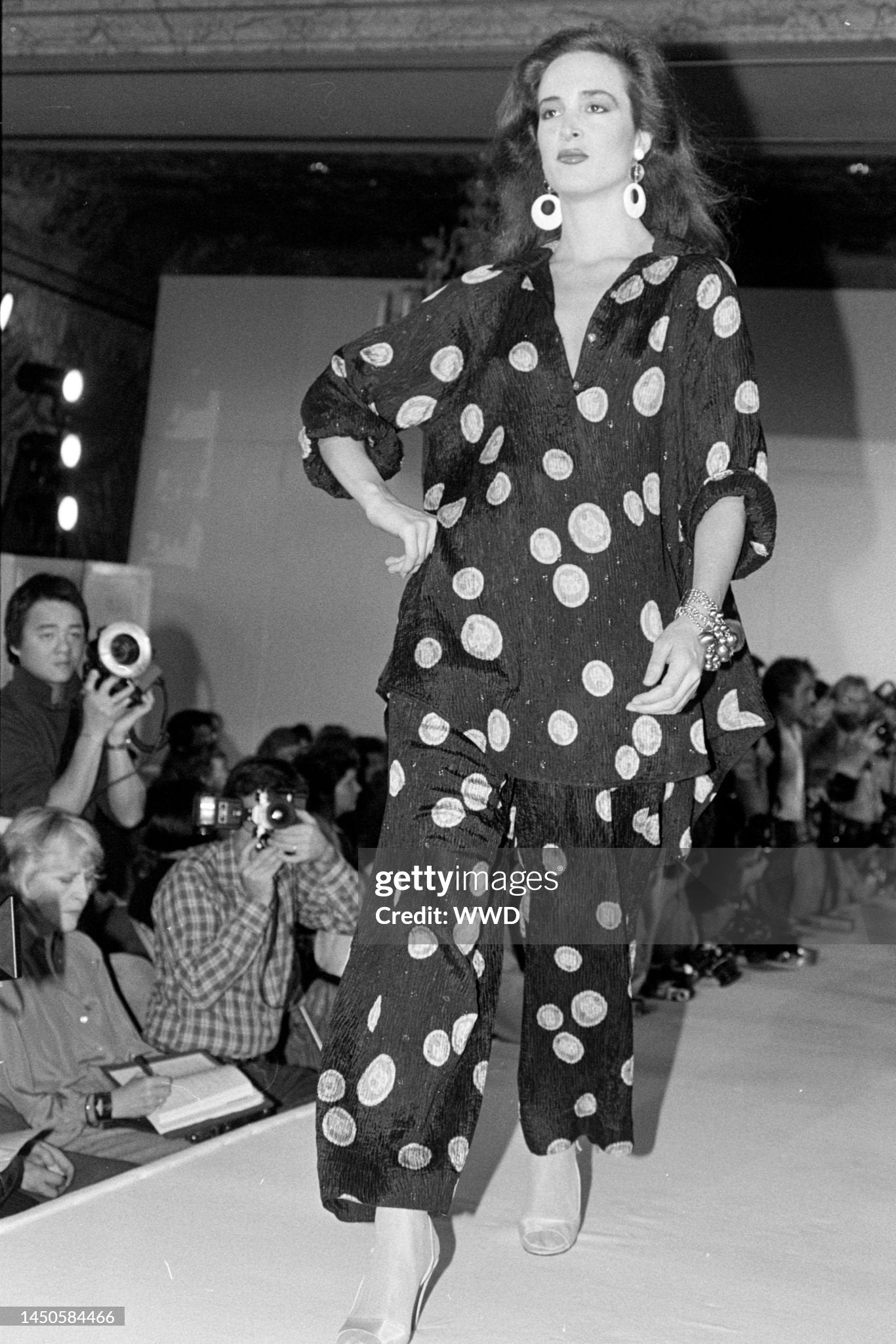 Geoffrey Beene Spring/Summer 1983 Navy Silk Plissé Pants