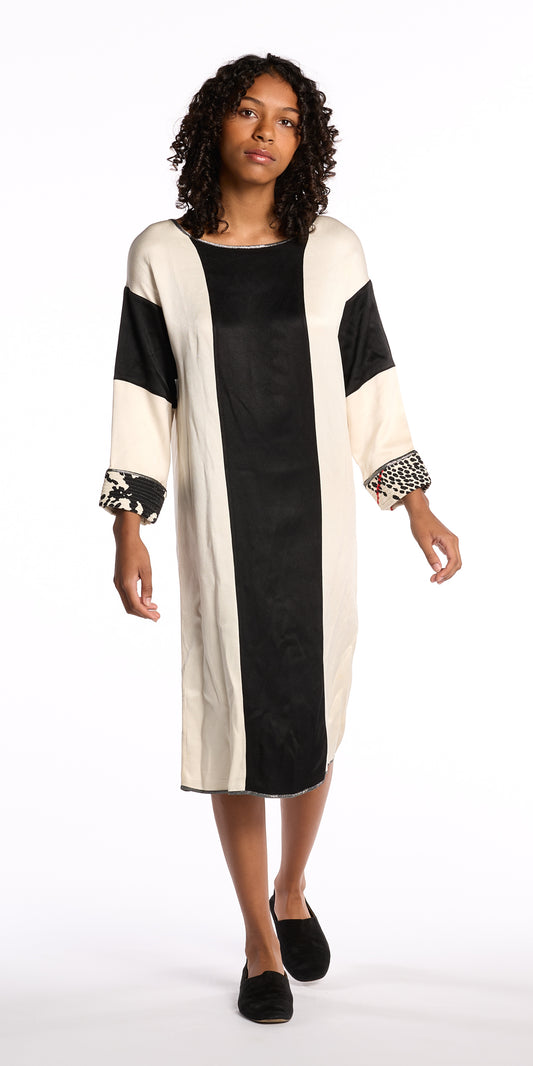 Geoffrey Beene 1970s-1980s Silk Paneled Contrast Caftan