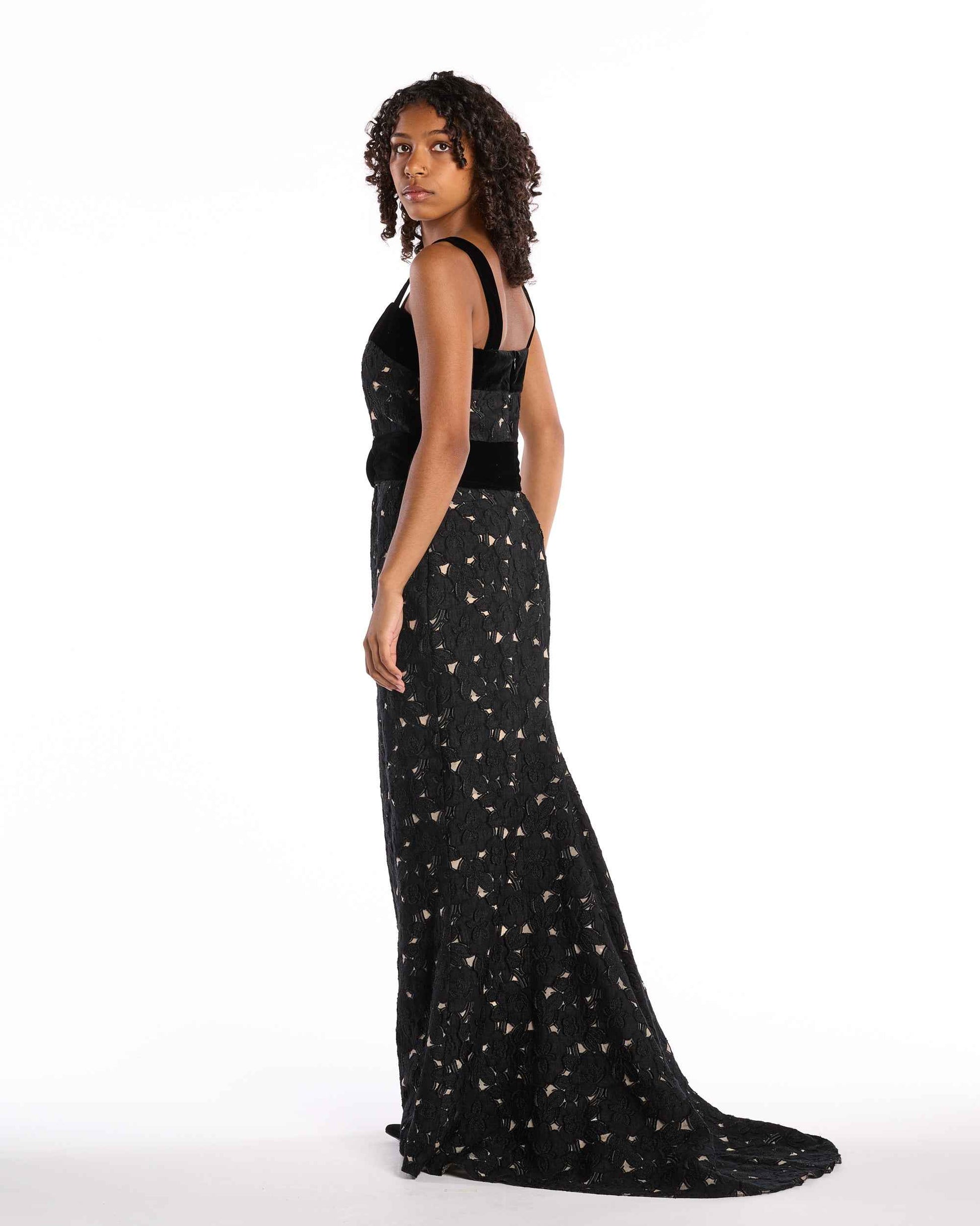 Lanvin Fall/Winter 2015 lace gown