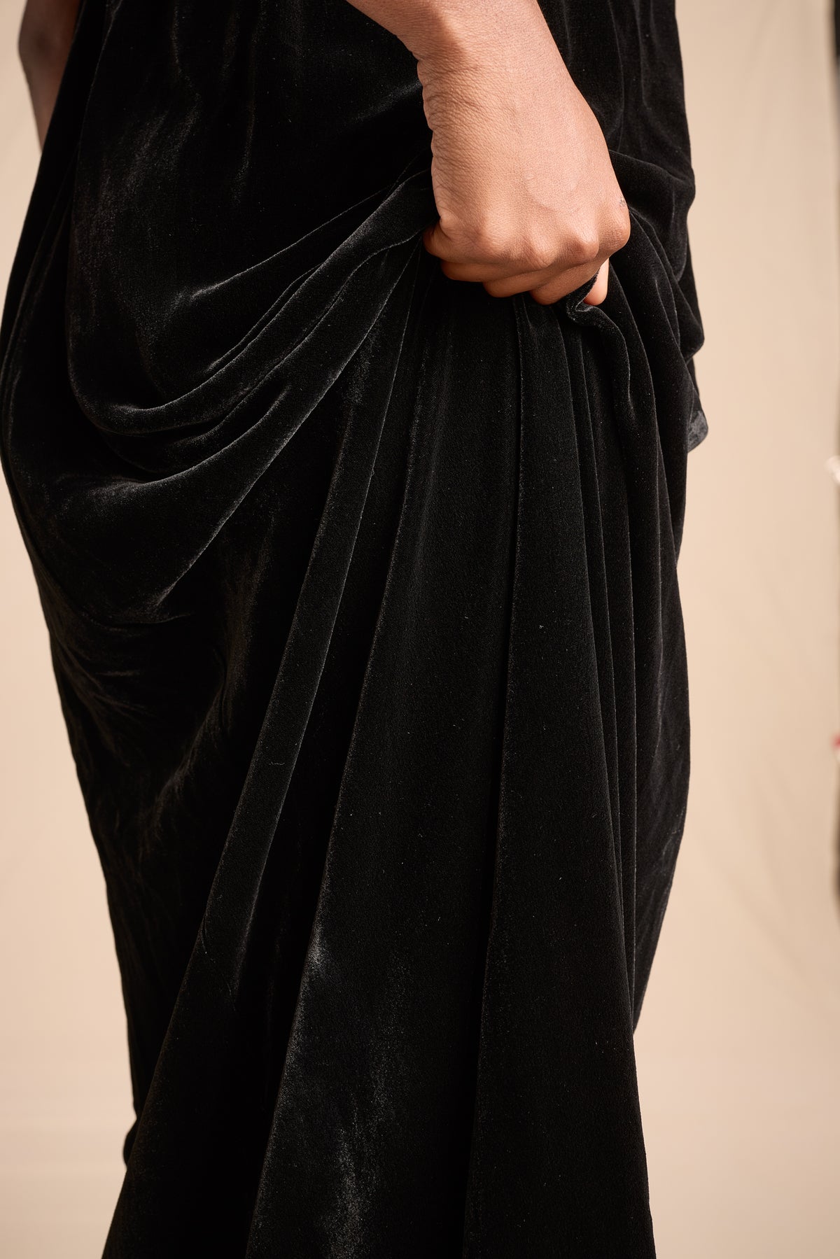 Holly Harp 1970s-1980s Black Velvet Strapless Gown