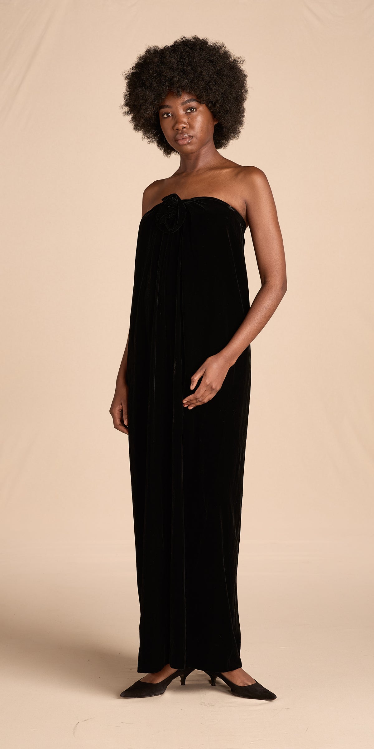 Holly Harp 1970s-1980s Black Velvet Strapless Gown