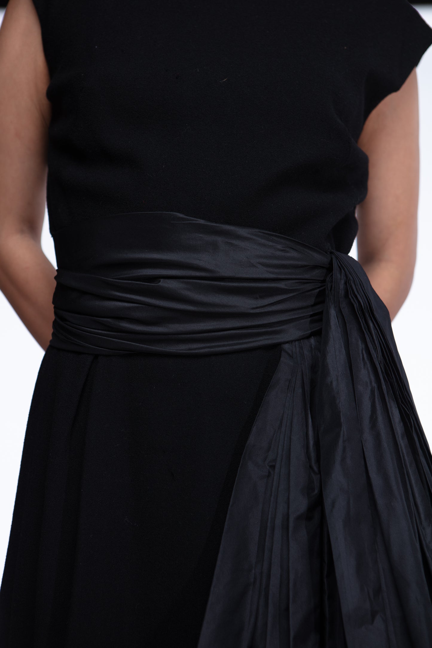 Adele Simpson 1950s tie waist cocktail dress