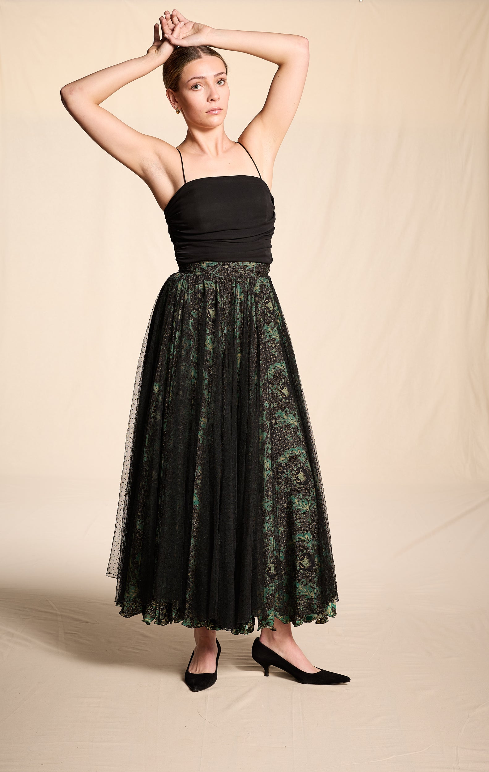 トップス 00s GIORGIO ARMANI Silk Satin Camisole Giorgio Armani 2000s Black Silk Bodice-Style Camisole Tank Top
