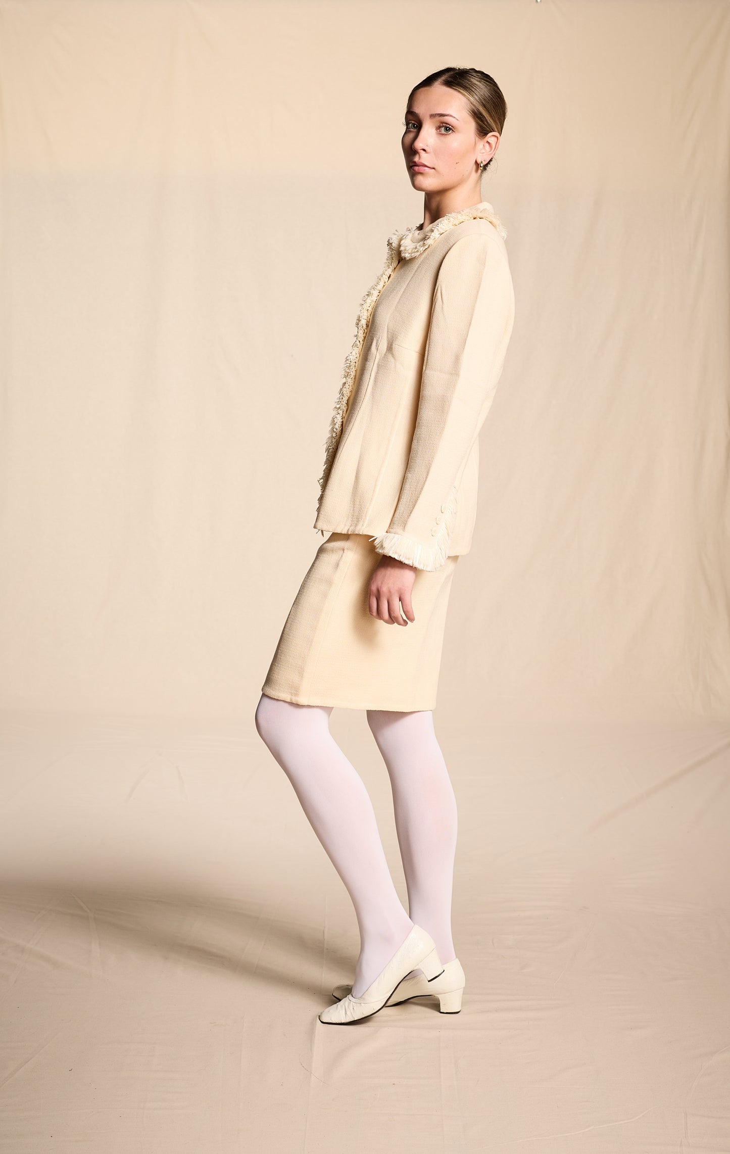Bill Blass Spring/Summer 2000 Cream Raffia and Yarn Trimmed Skirt Suit