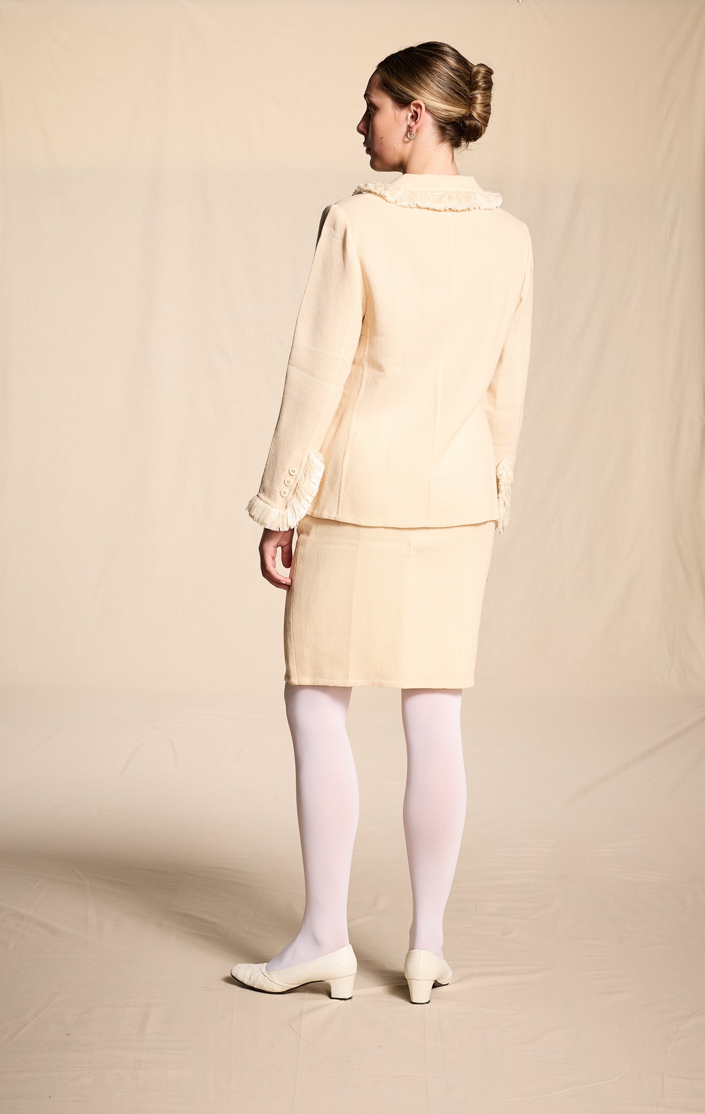 Bill Blass Spring/Summer 2000 Cream Raffia and Yarn Trimmed Skirt Suit