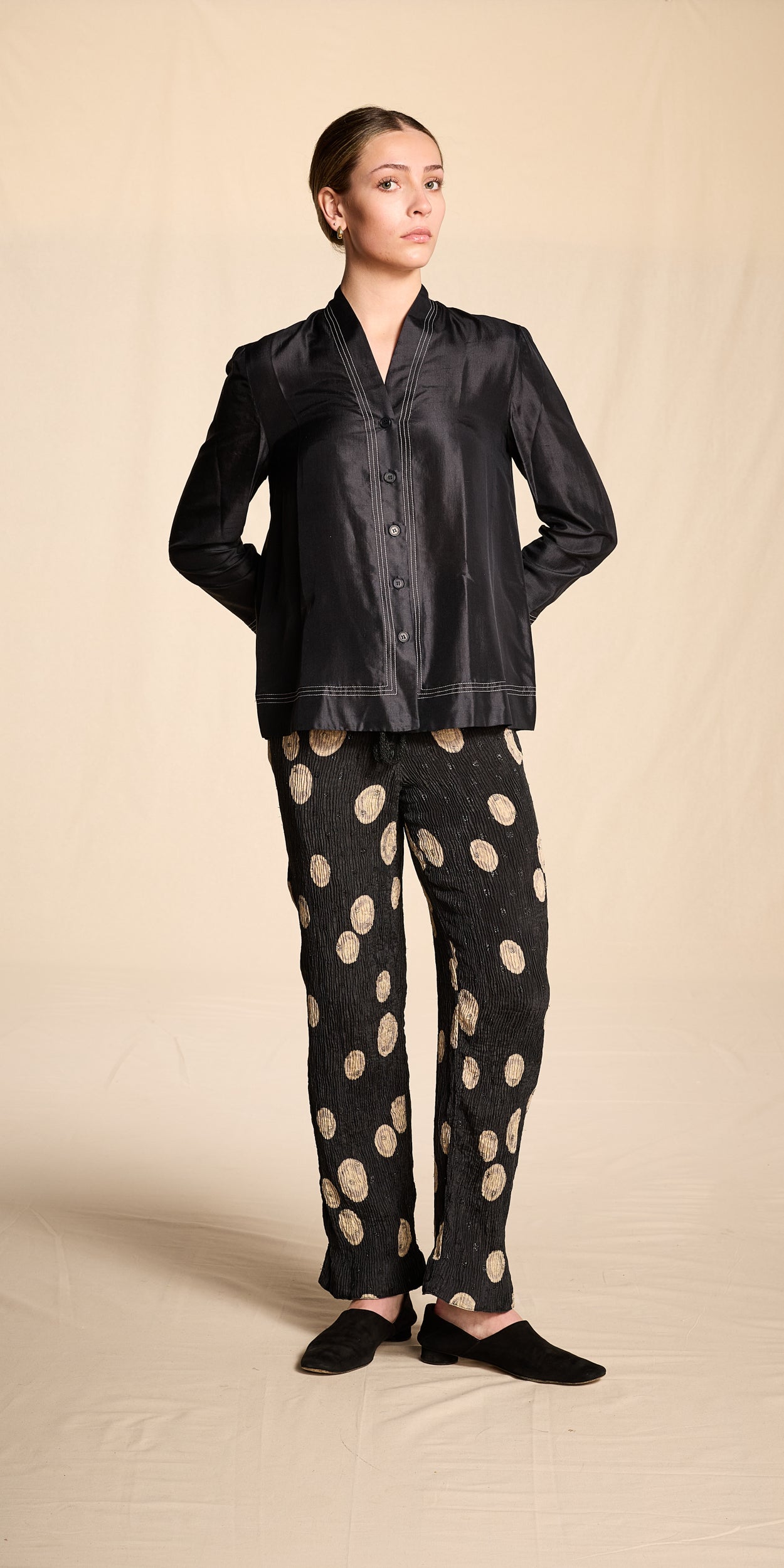 Geoffrey Beene Spring/Summer 1983 Navy Silk Plissé Pants
