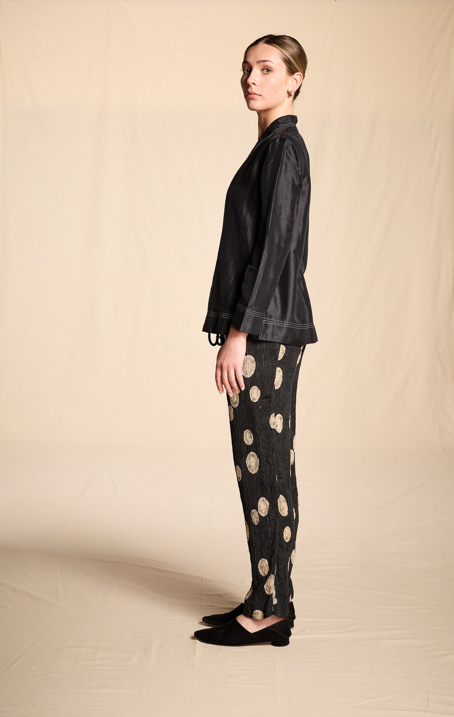 Geoffrey Beene Spring/Summer 1983 Navy Silk Plissé Pants