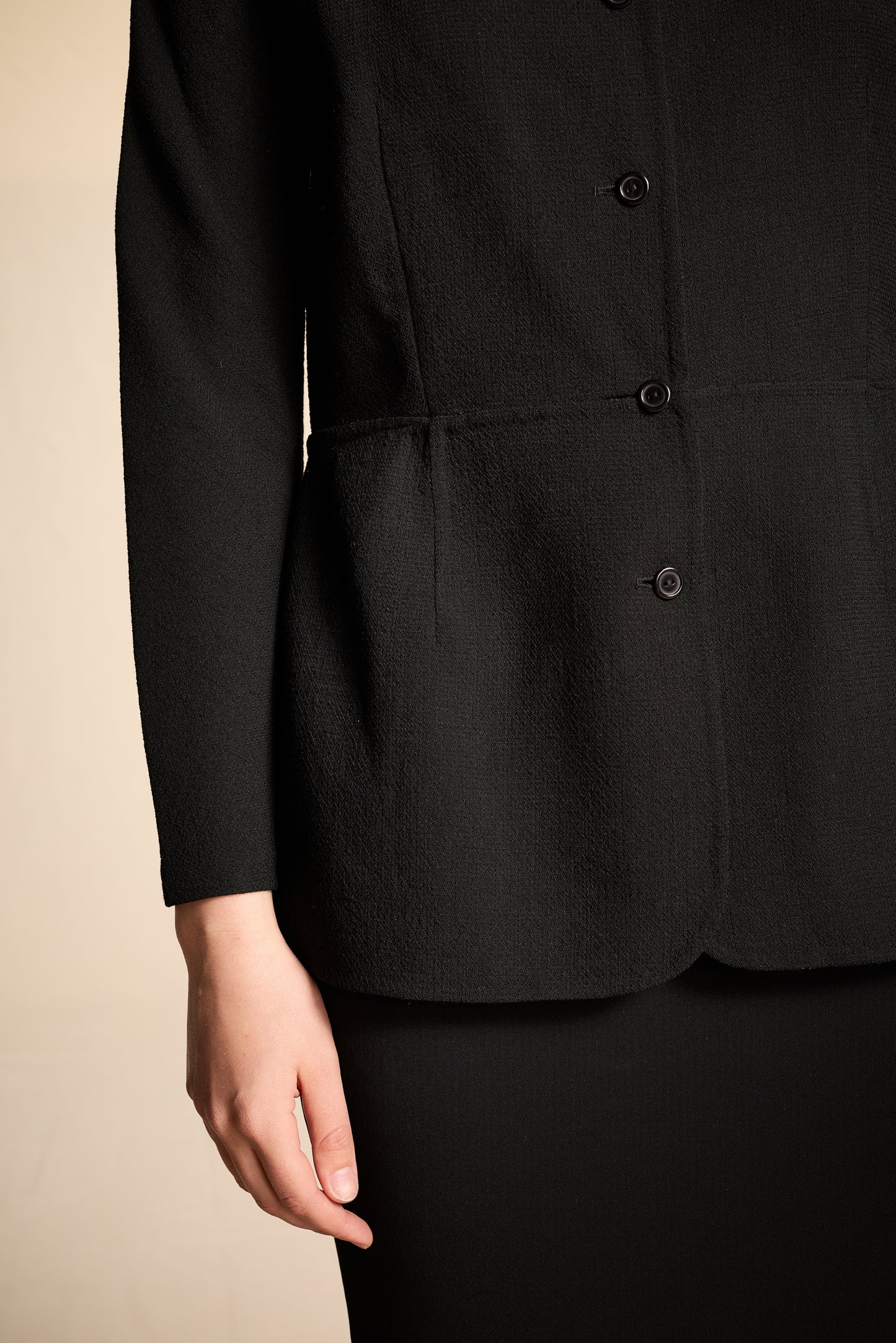 Geoffrey Beene Fall/Winter 1998 Crepe Fitted Evening Jacket